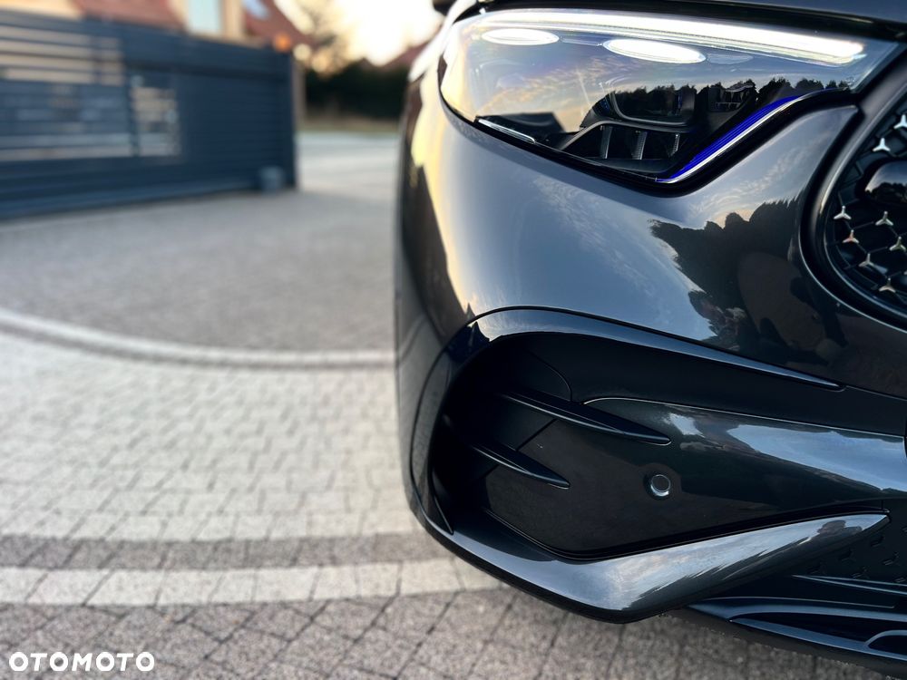 Mercedes-Benz GLC - 28