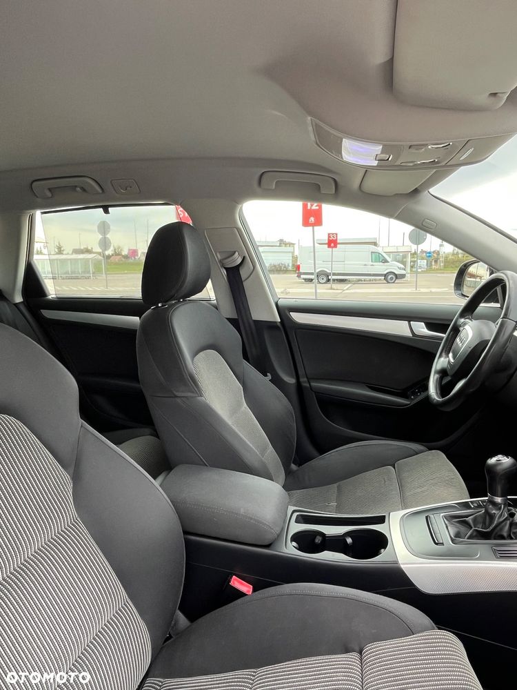 Audi A4 Avant 2.0 TDI - 22