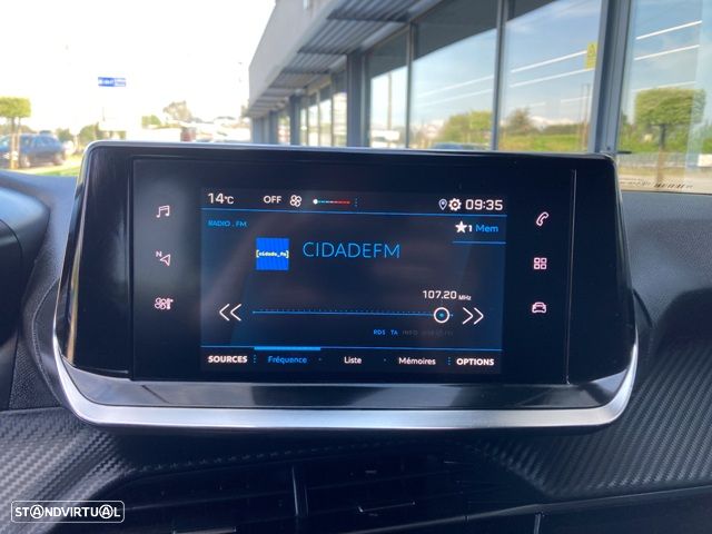 Peugeot 208 1.2 PureTech Allure - 20