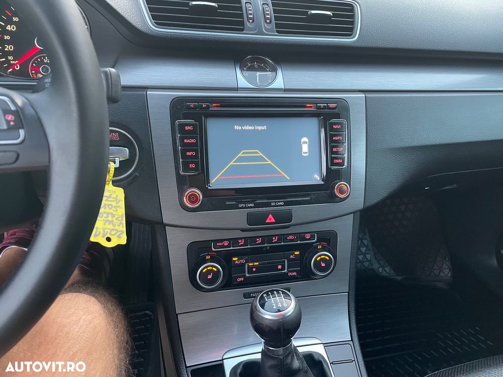 Volkswagen Passat - 26