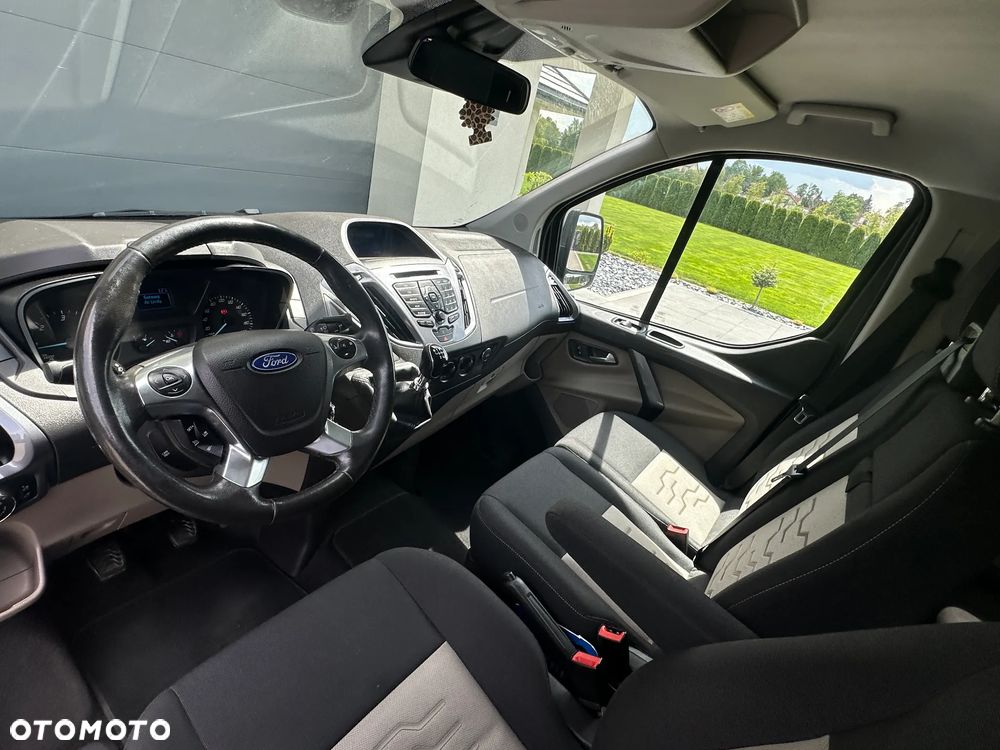 Ford Transit Custom - 13