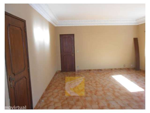 Moradia T6 - Grande imagem: 5/14