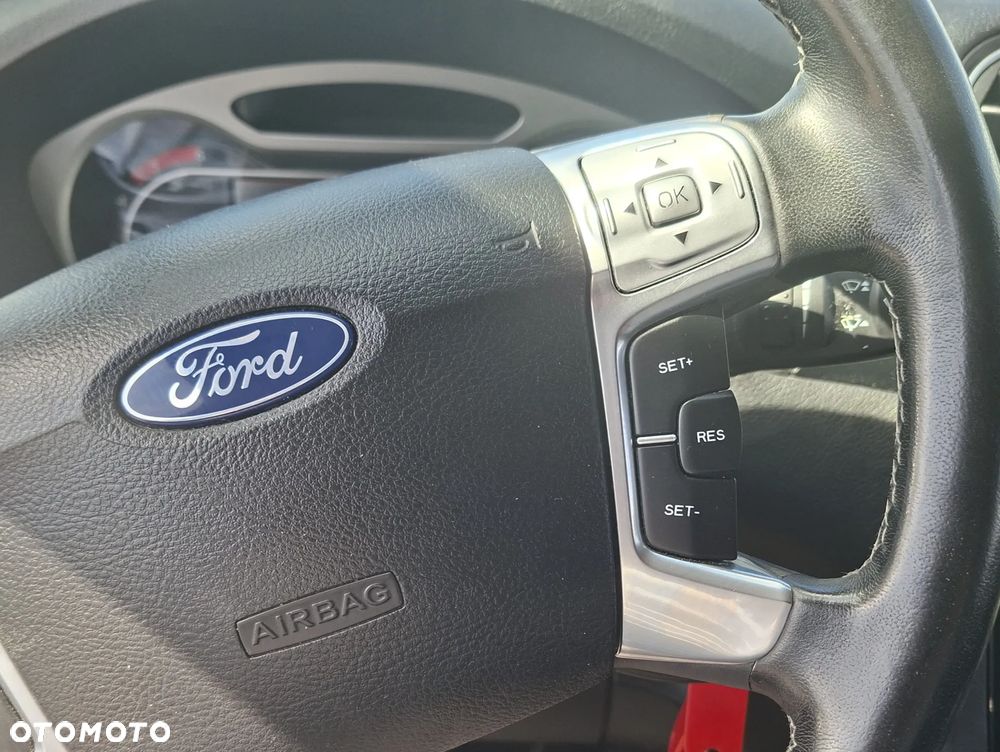 Ford S-Max 2.0 TDCi DPF Titanium - 11