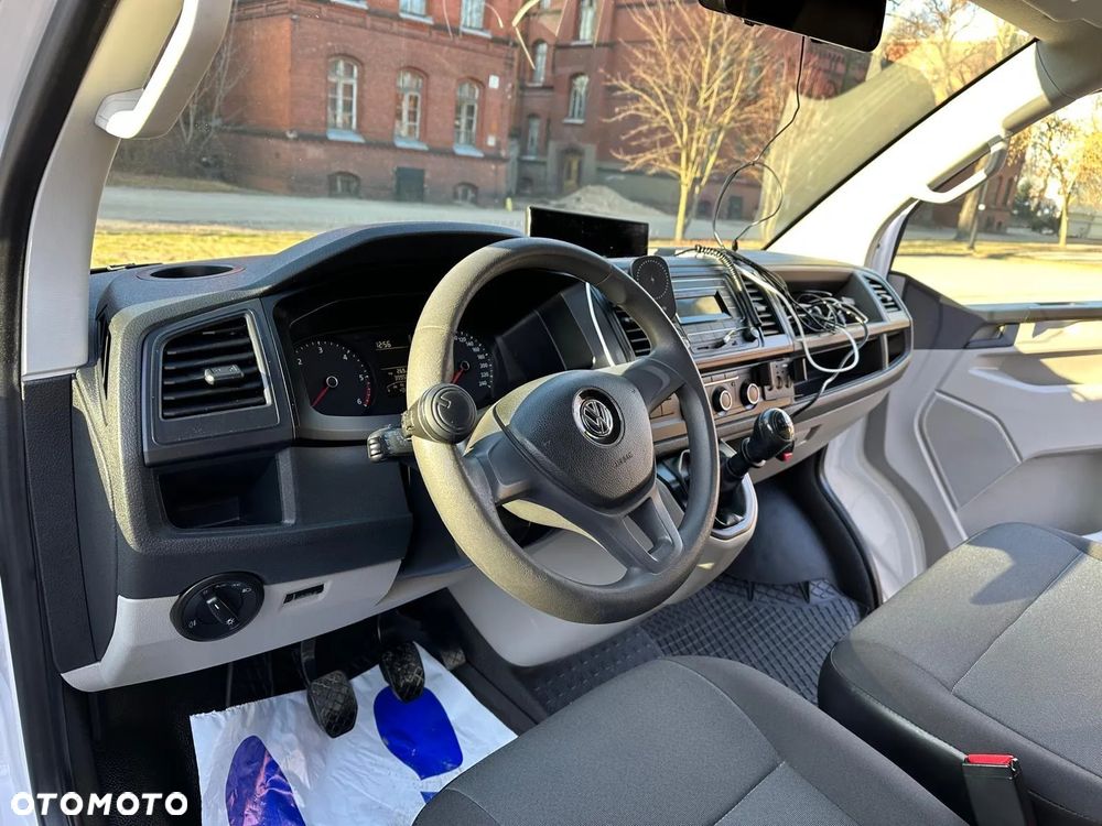 Volkswagen T6 - 12