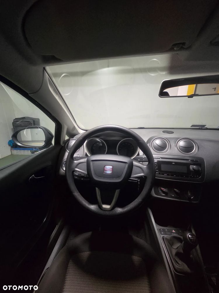 Seat Ibiza SC 1.4 16V Style - 11