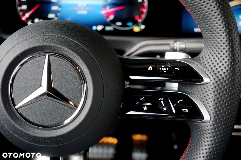 Mercedes-Benz CLA 180 mHEV AMG Line 7G-DCT - 32