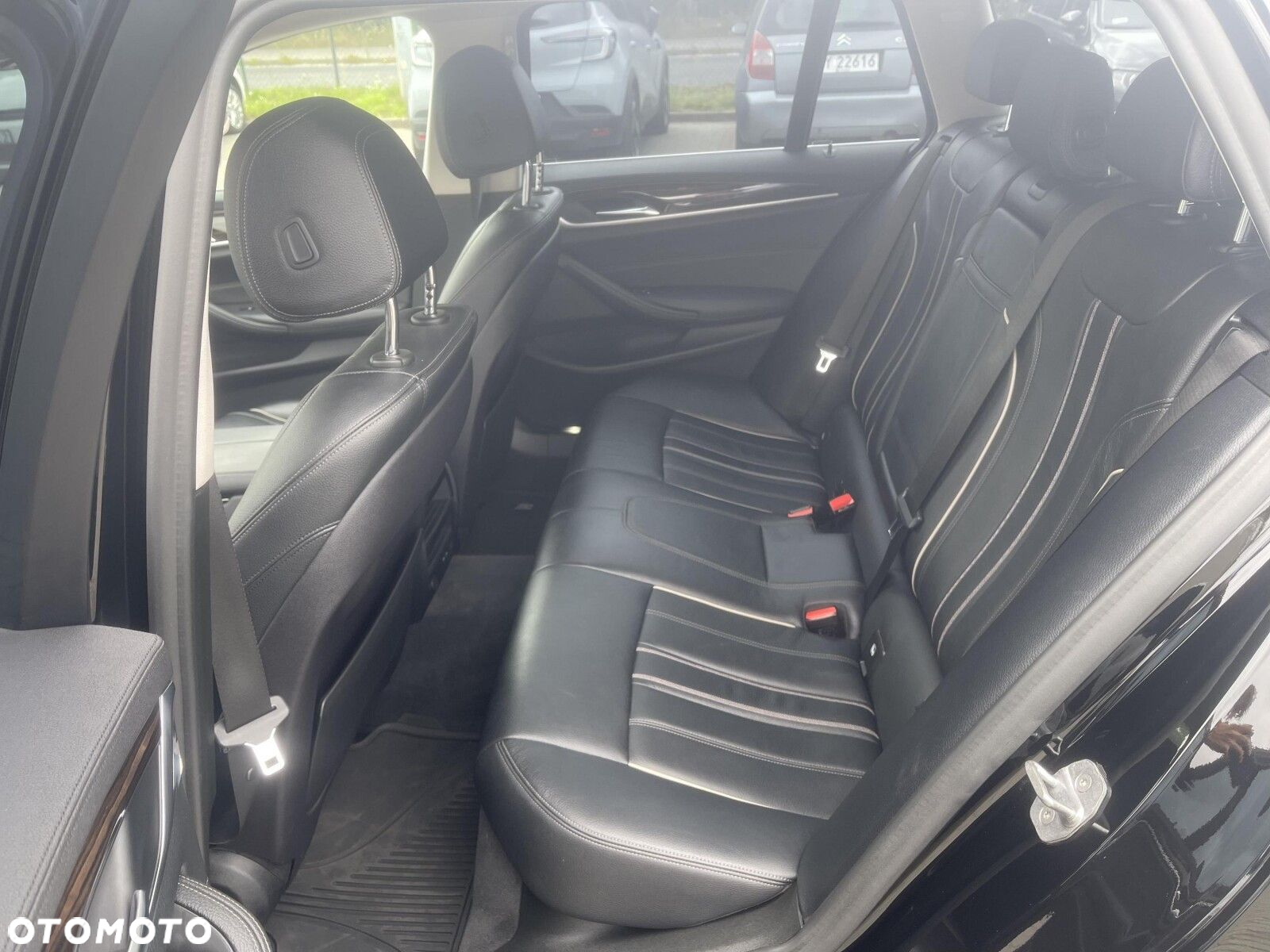 BMW Seria 5 520d xDrive Luxury Line - 17