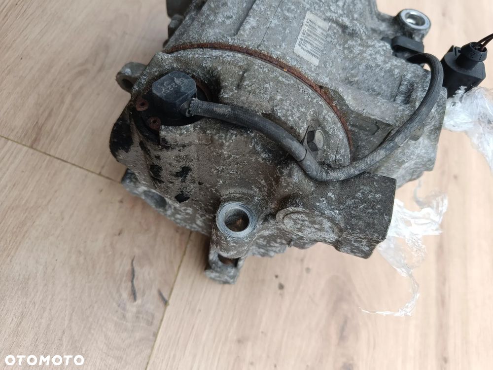 AUDI A8 D3 3.0 TDI SPRĘŻARKA KOMPRESOR KLIMATYZACJI 4E0260805AJ - 4