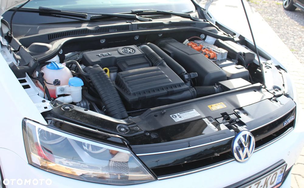 Volkswagen Jetta Hybrid - 31