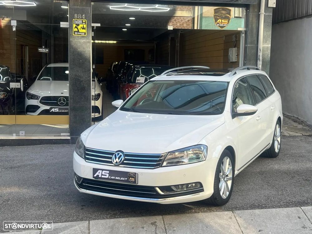 VW Passat Variant 2.0 TDI DSG BlueMotion Highline - 2