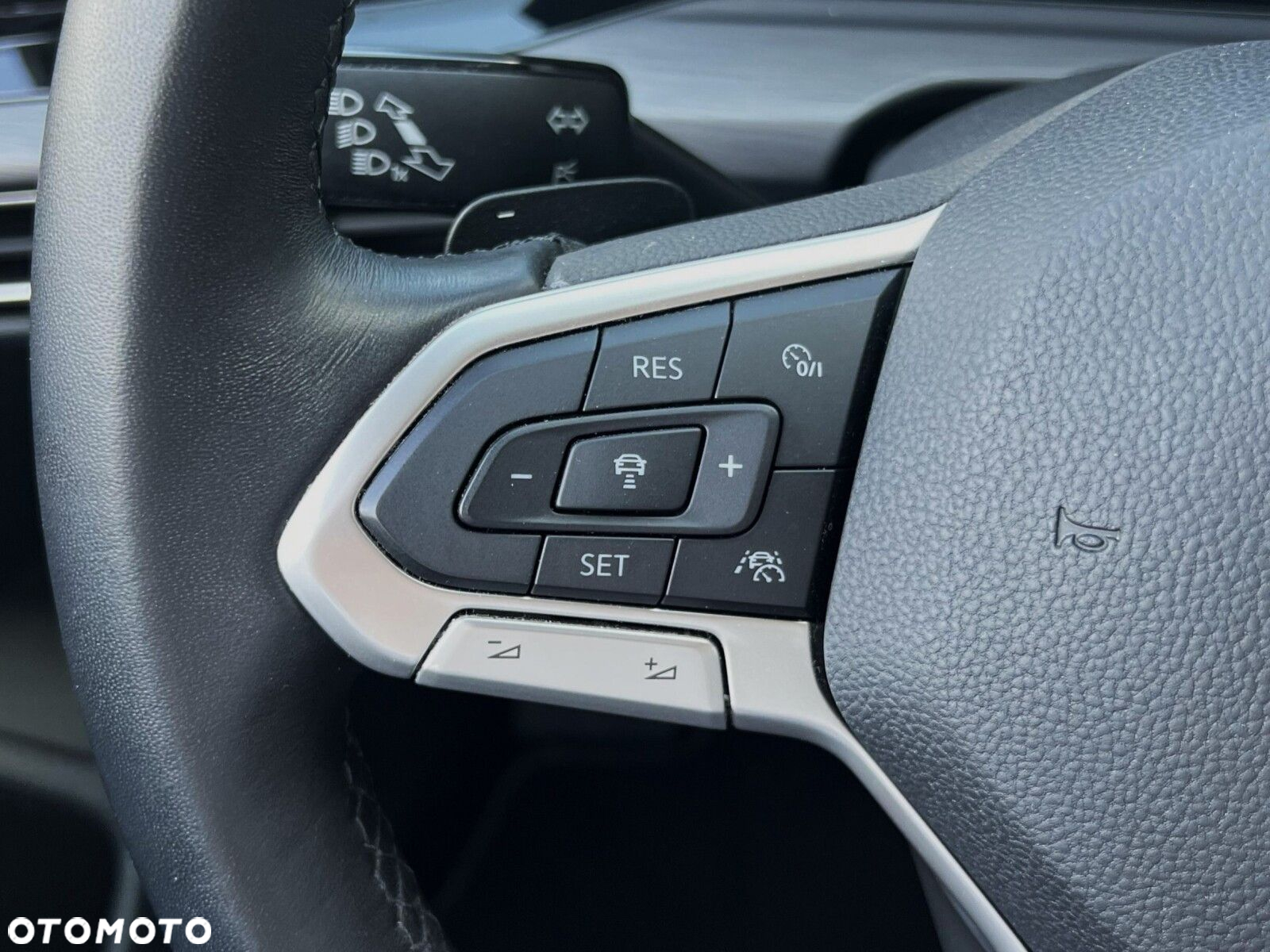 Volkswagen Golf VIII 2.0 TDI Style DSG - 19