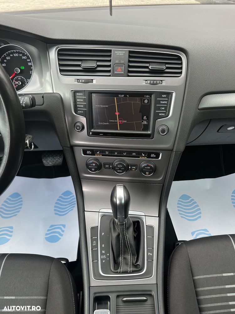 Volkswagen Golf 1.6 TDI BlueMotion Technology DSG Lounge - 14