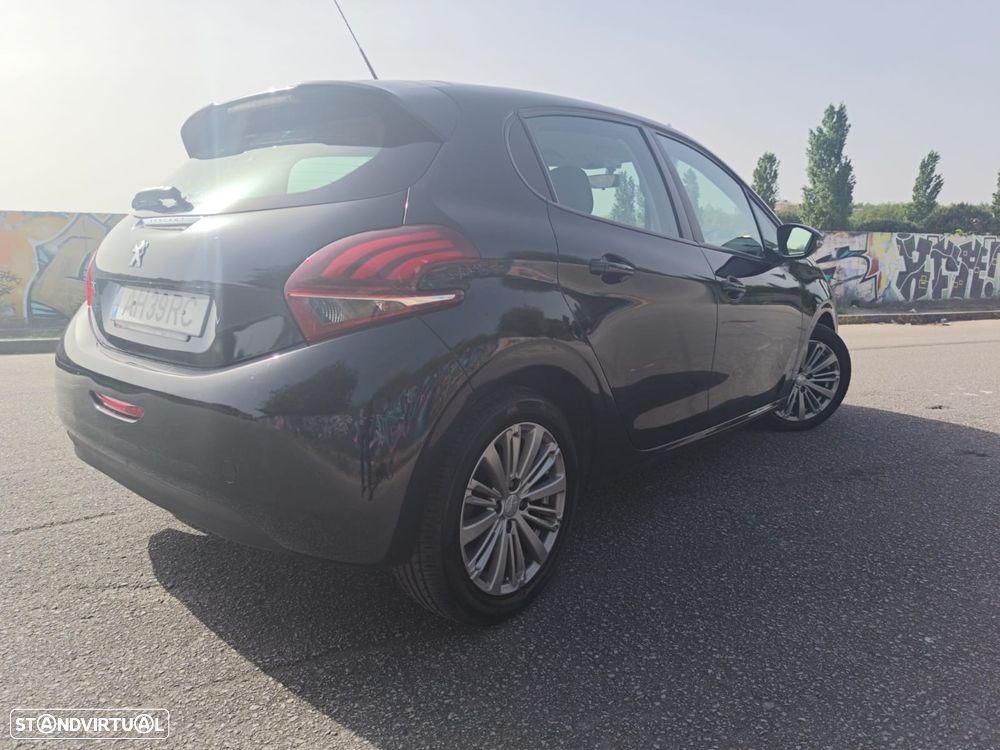 Peugeot 208 1.6 BlueHDi Style - 5