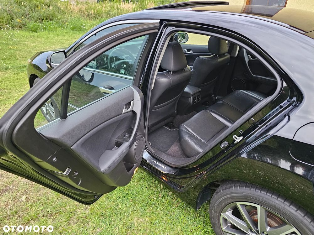 Honda Accord 2.4 Executive - 32