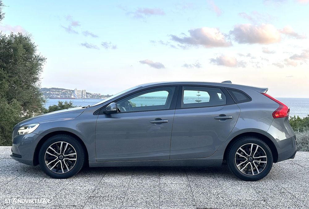 Volvo V40 1.5 T3 Sport Edition Geartronic - 4