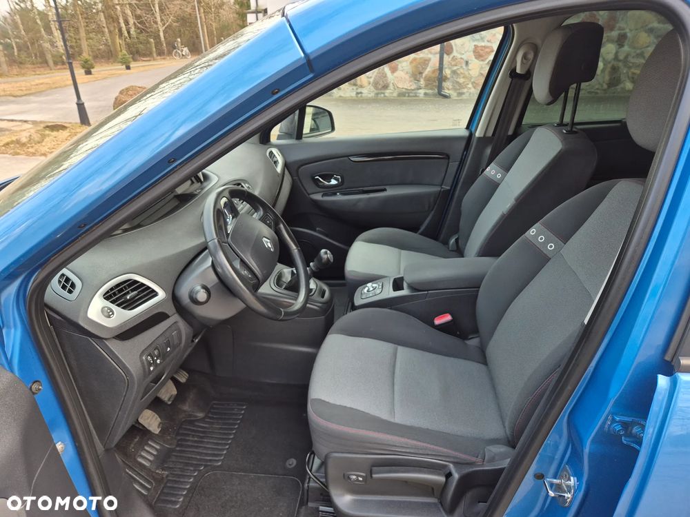 Renault Scenic 1.6 16V 110 TomTom Edition - 12