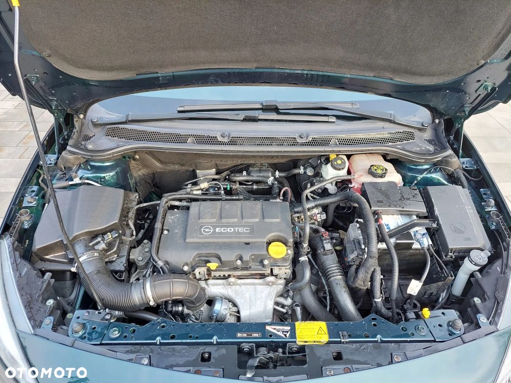 Opel Astra 1.4 Turbo Exklusiv - 27