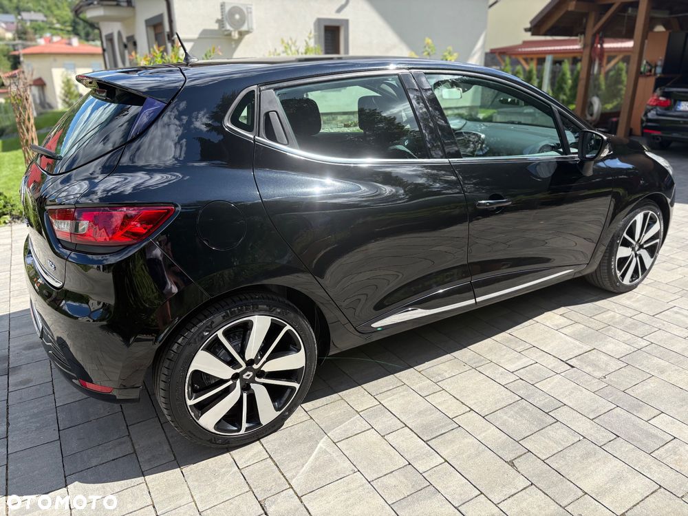 Renault Clio - 12