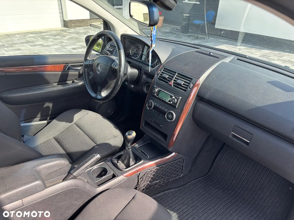 Mercedes-Benz Klasa A 170 Avantgarde - 5