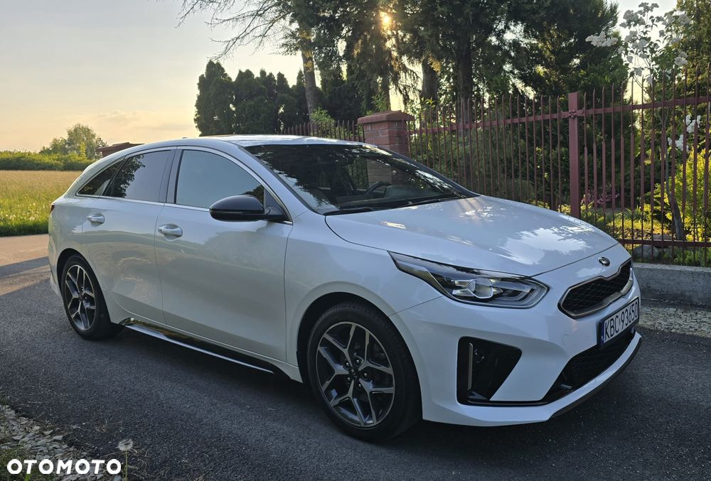 Kia ProCeed 1.5 T-GDI OPF GT LINE - 4