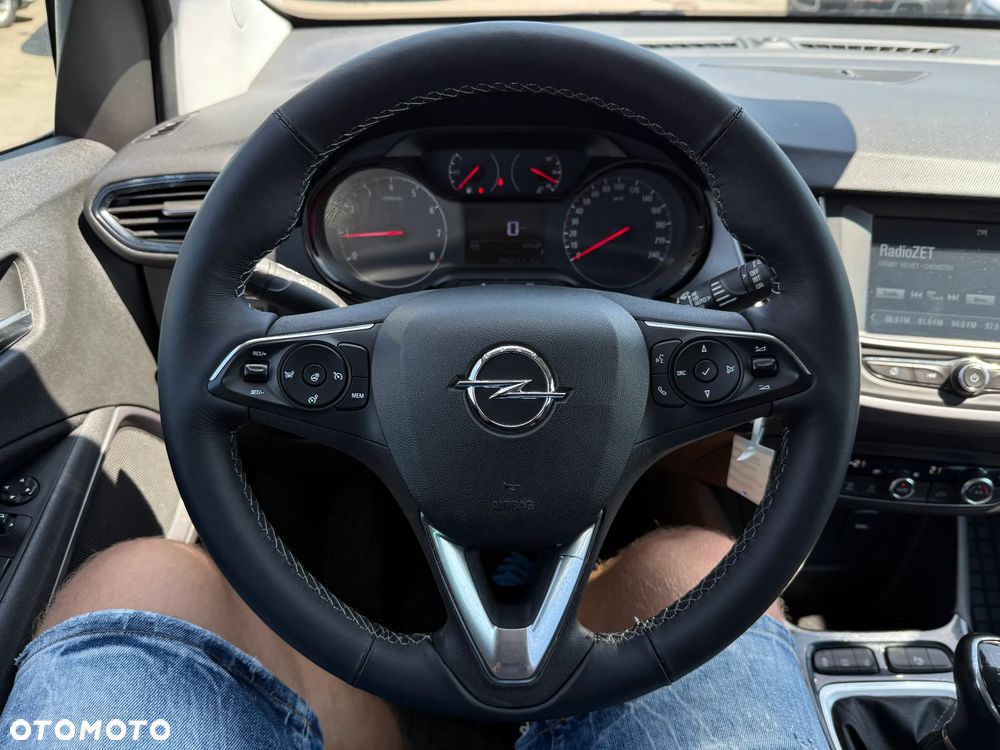 Opel Crossland X - 13