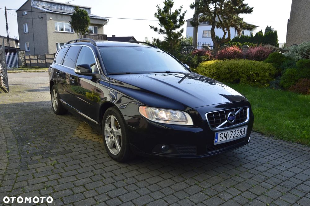 Volvo V70 D5 Summum - 6