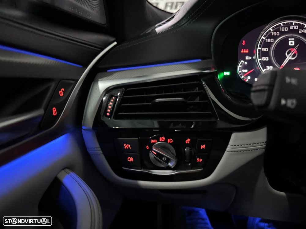 BMW M5 Standard - 15