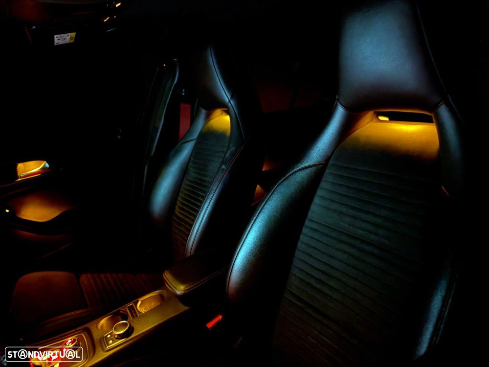 Mercedes-Benz GLA 45 AMG 4Matic Speedshift 7G-DCT - 42
