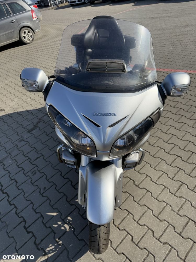 Honda GL - 10