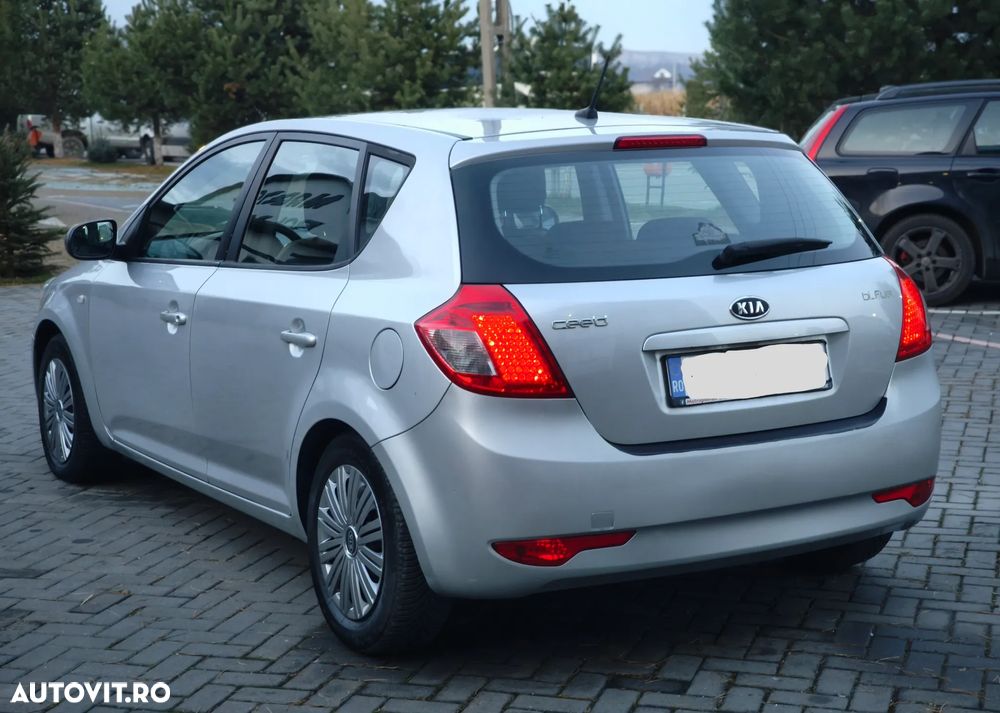 Kia Ceed - 5
