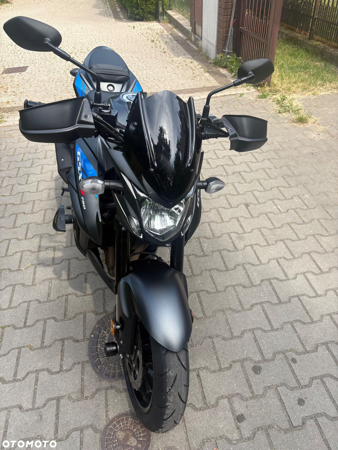 Suzuki GSX - 4
