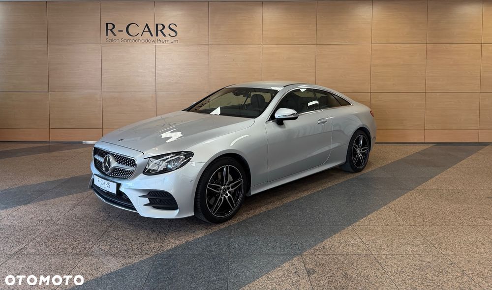 Mercedes-Benz Klasa E 200 4-Matic 9G-TRONIC - 2