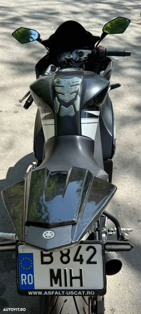 Yamaha YZF-R 125 - 2