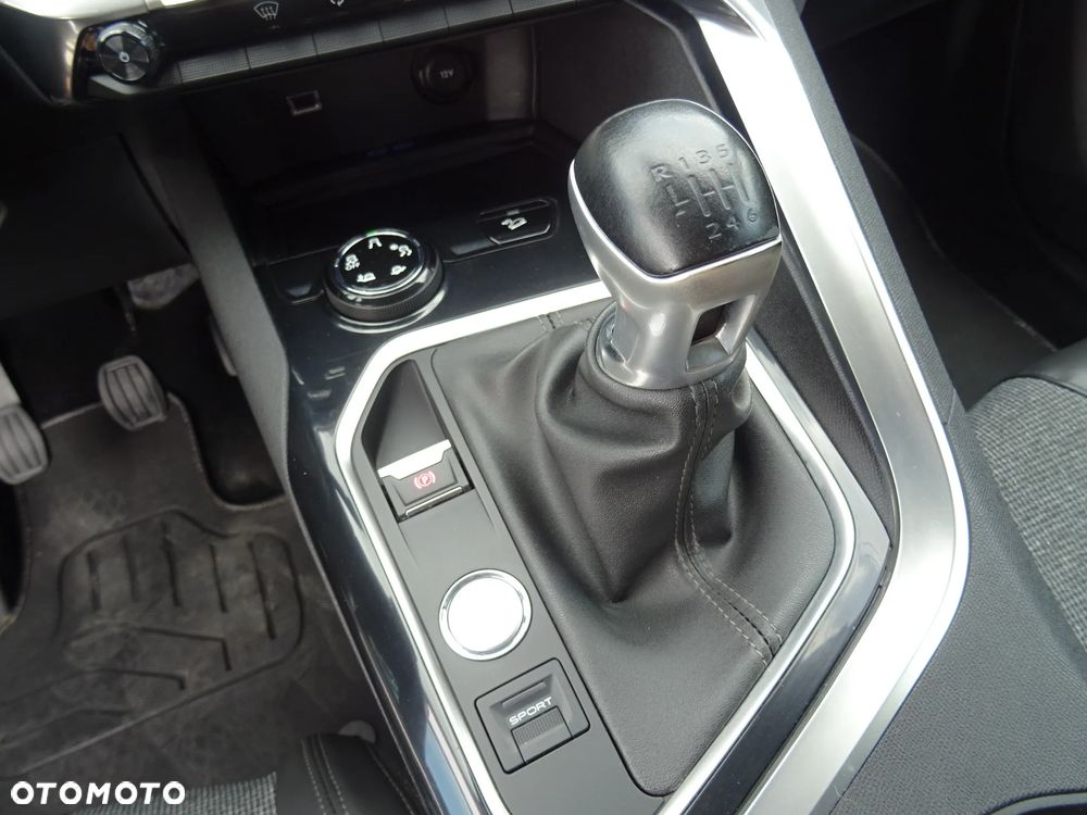 Peugeot 5008 PureTech 130 Allure - 25