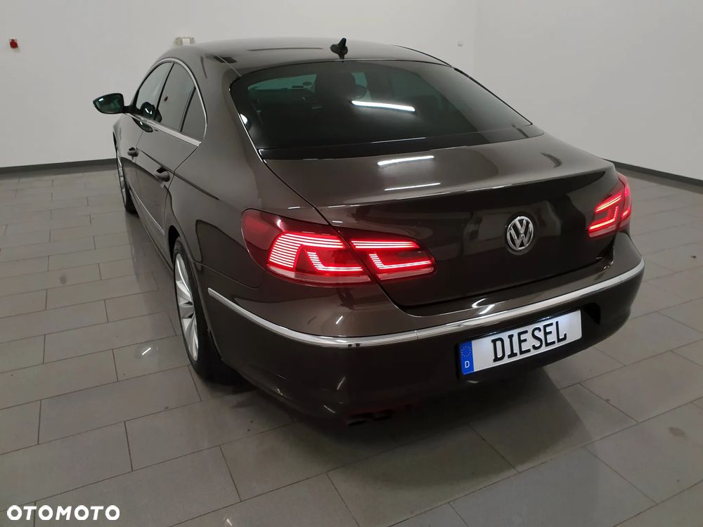 Volkswagen Passat CC - 27