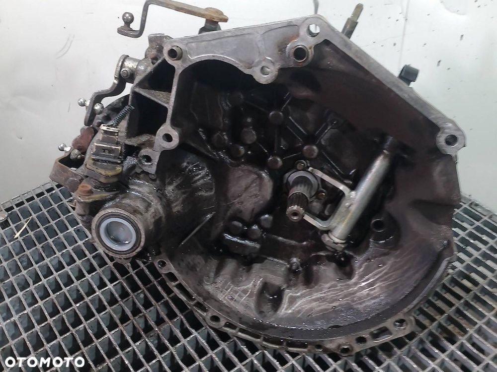 SKRZYNIA BIEGÓW MANUALNA PEUGEOT PARTNER LIFT 20CP3 1.4 8V - 5