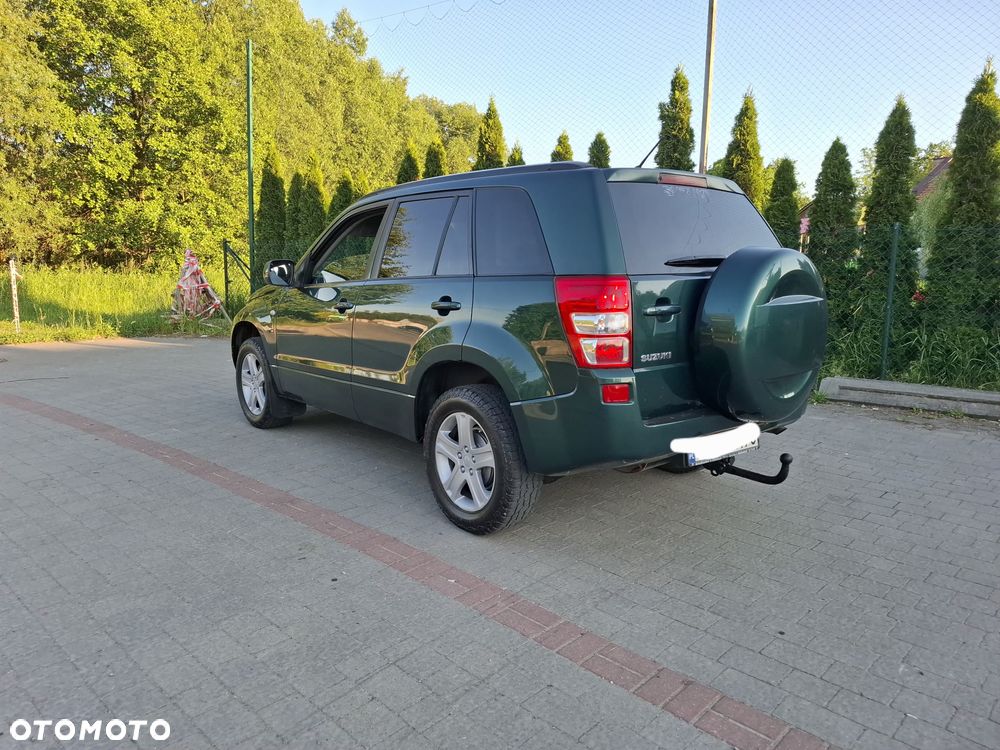 Suzuki Grand Vitara 2.0 - 6