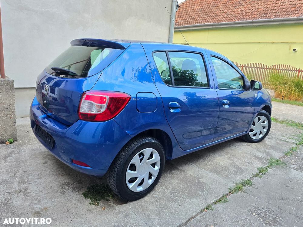 Dacia Sandero 1.2 - 10