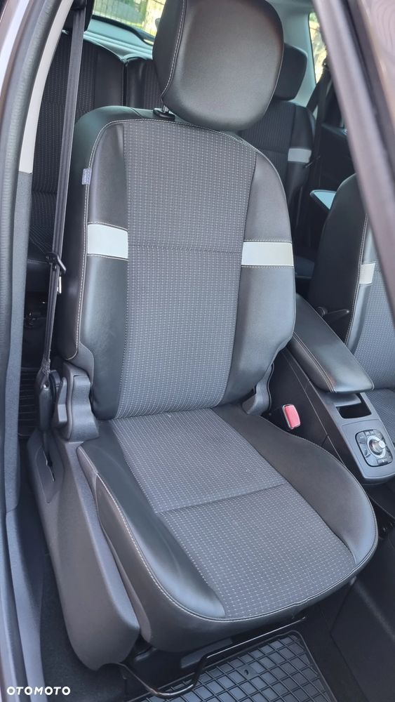 Renault Scenic ENERGY dCi 130 Business - 36