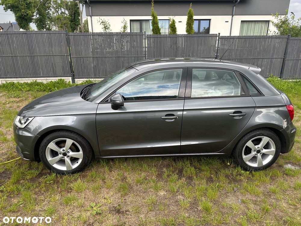 Audi A1 Sportback 1.0 TFSI ultra - 4