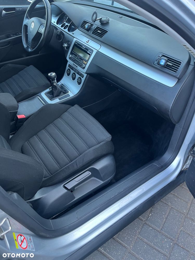 Volkswagen Passat 2.0 TSI Comfortline - 18