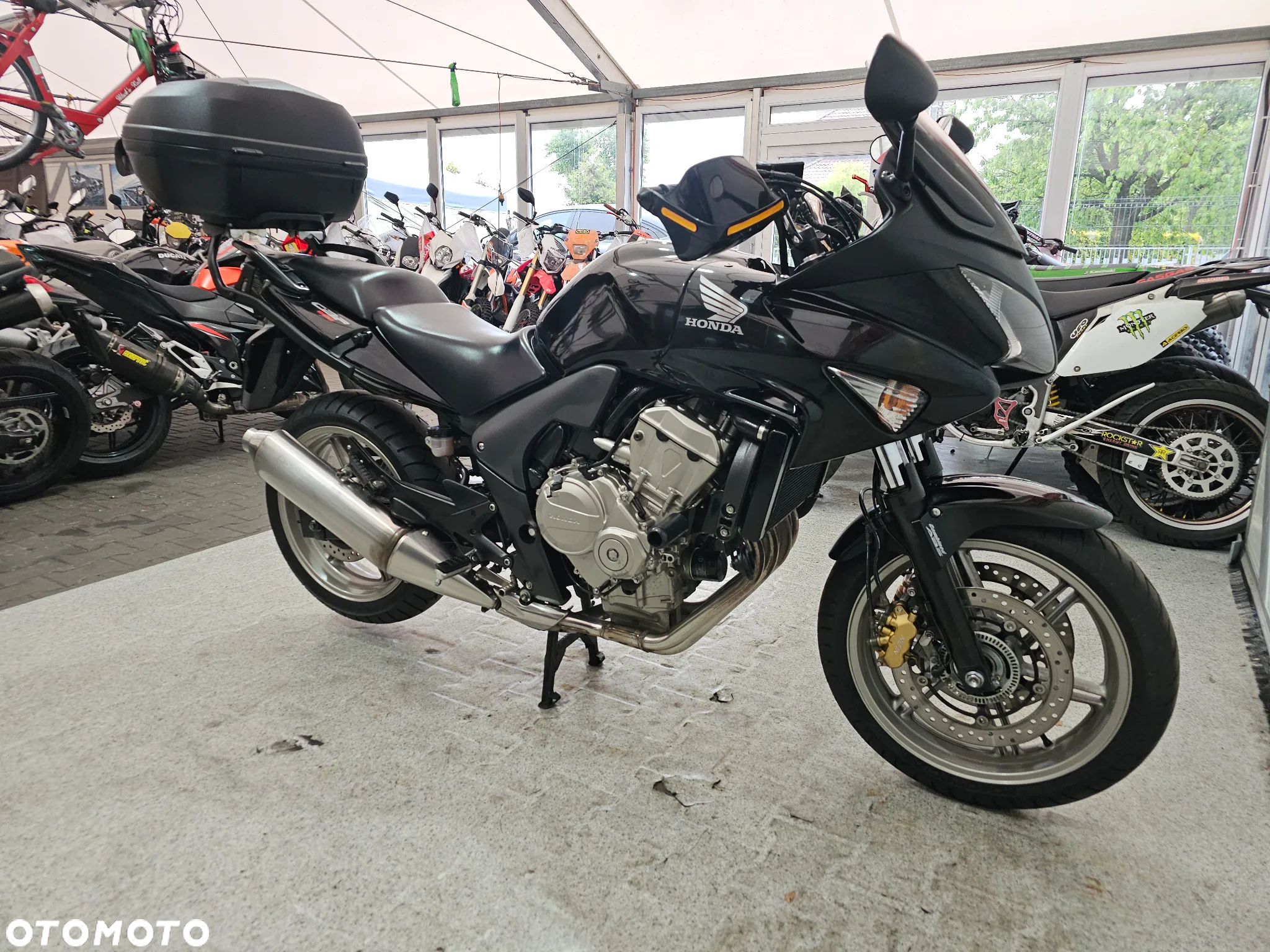 Honda CBF - 28