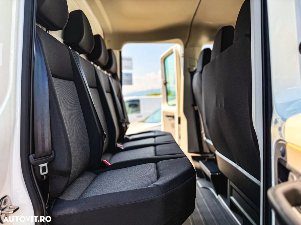 Volkswagen Crafter - 14