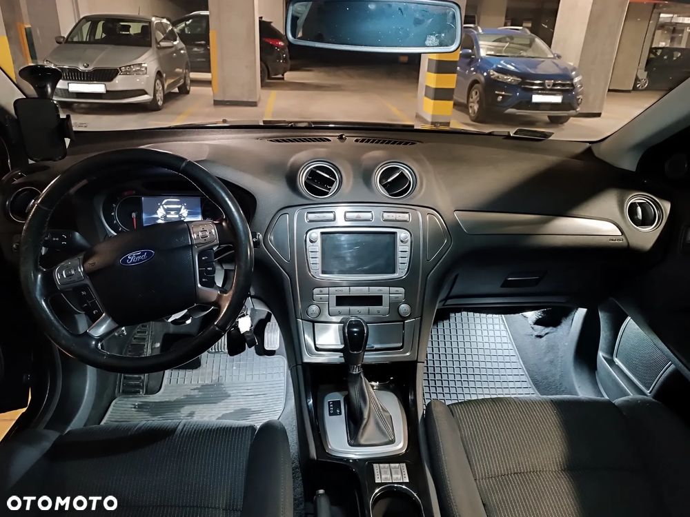 Ford Mondeo 2.0 T Titanium - 16