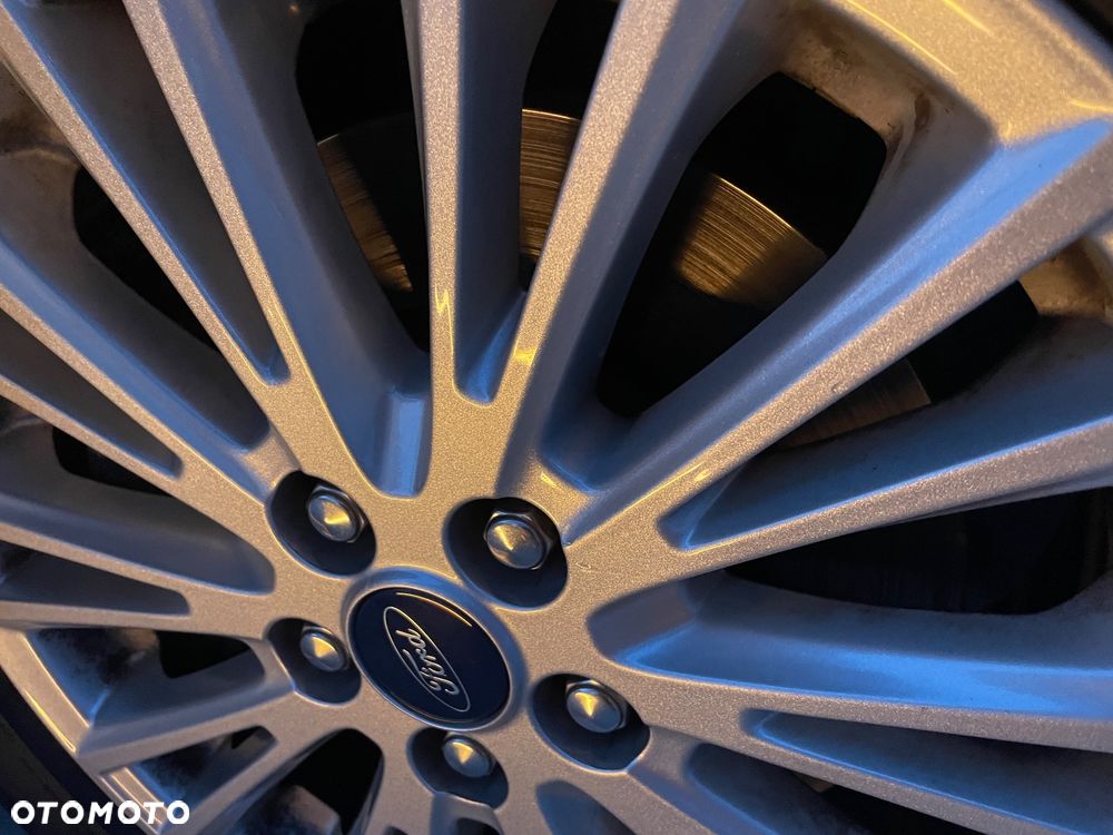 Ford Galaxy 2.0 EcoBlue Titanium - 24