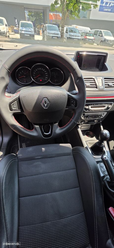 Renault Mégane Sport Tourer 1.5 dCi GT Line SS - 6