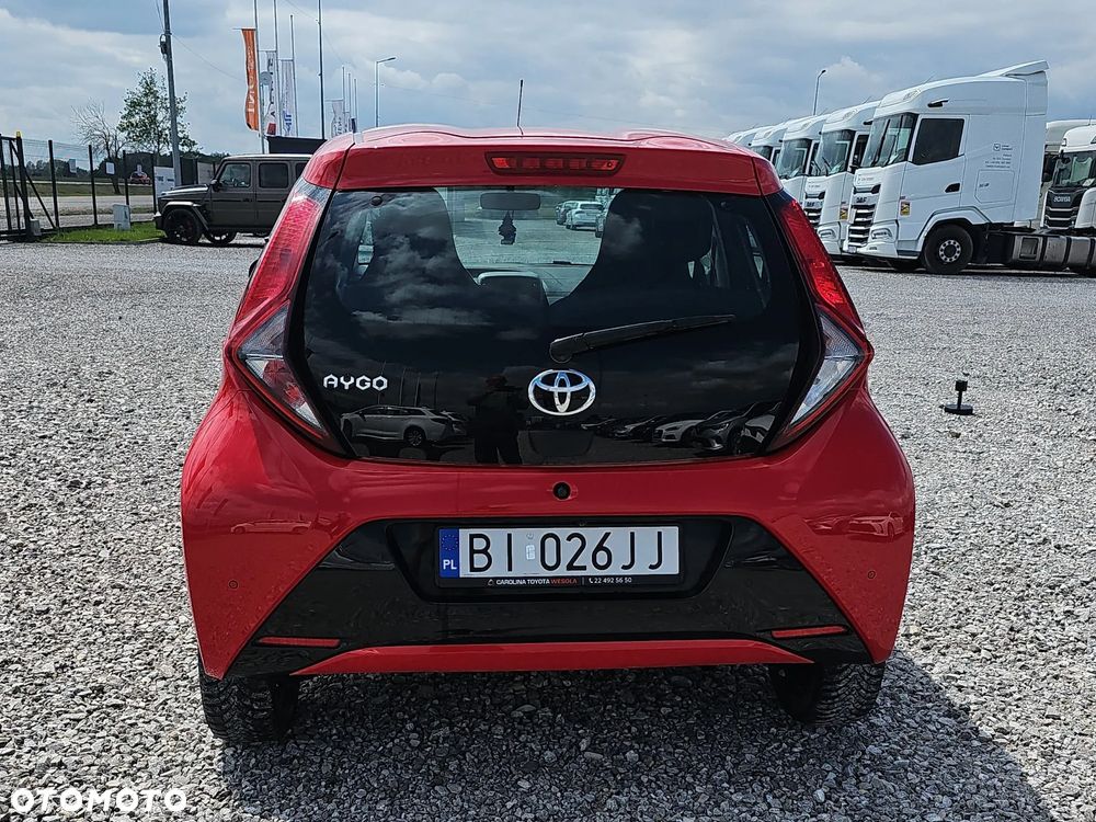 Toyota Aygo x-play - 6