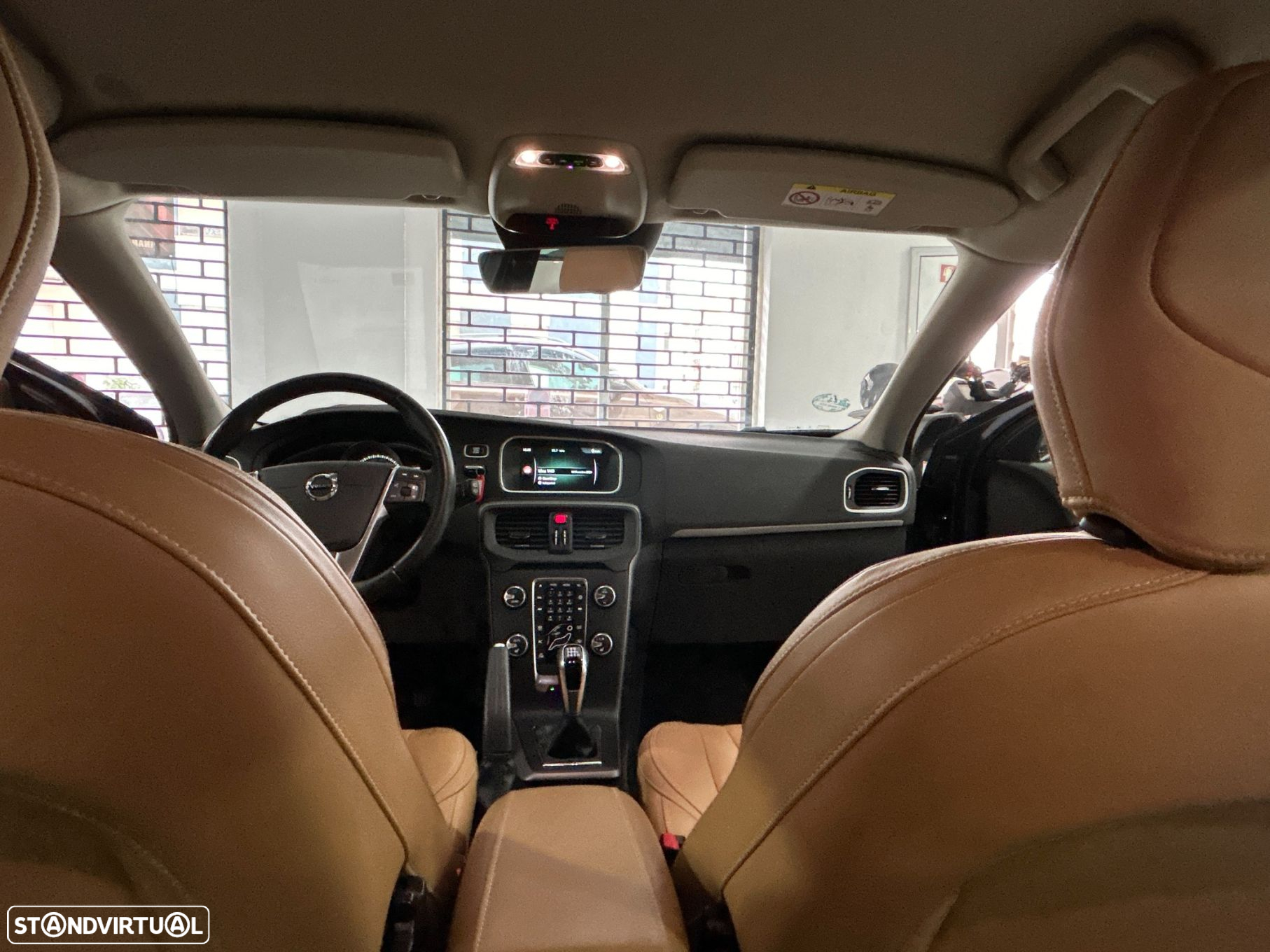 Volvo V40 - 33