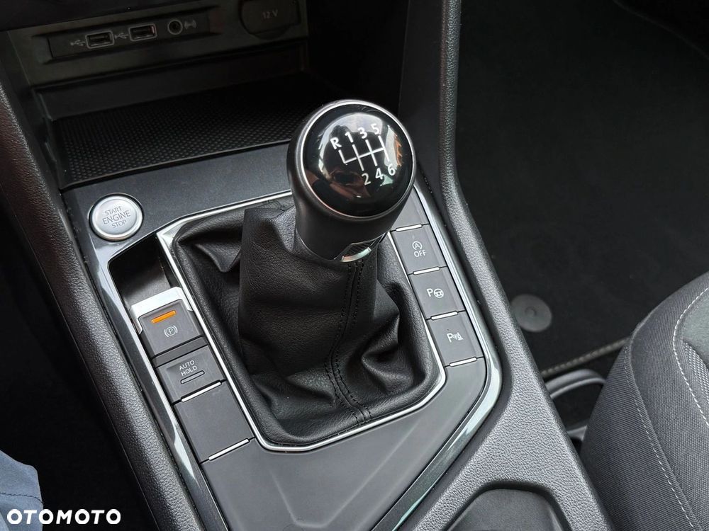 Volkswagen Tiguan 1.5 TSI ACT OPF Comfortline - 25