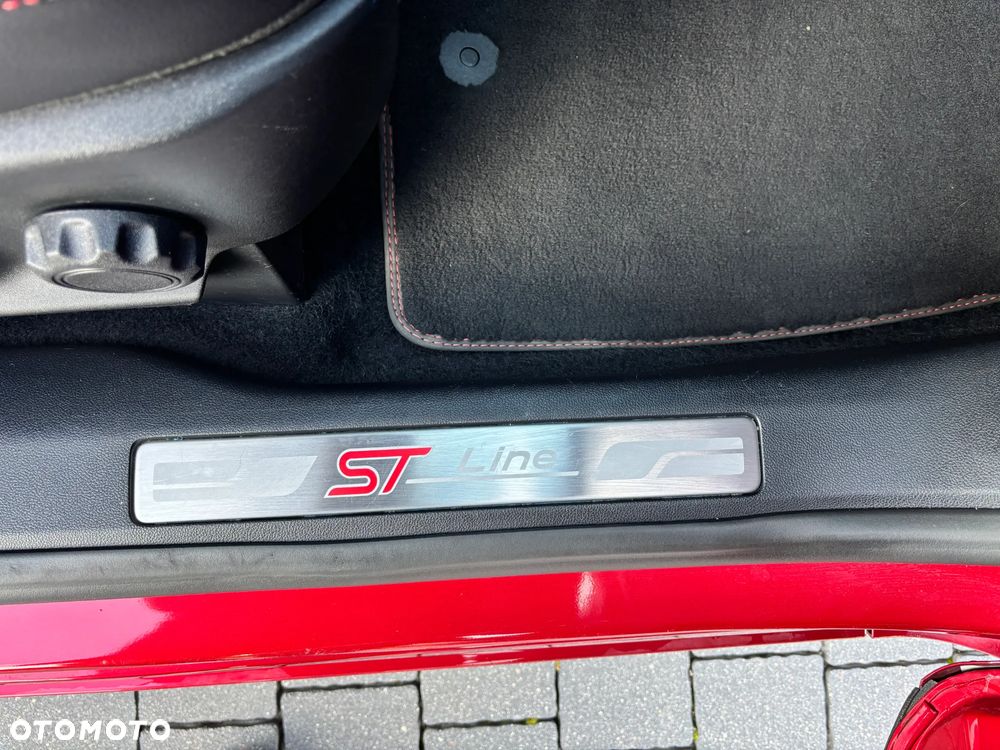 Ford Kuga 2.5P PHEV FWD ST-Line X - 19